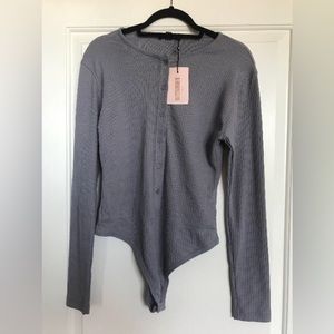 MISSGUIDED Lilac Button Front Bodysuit